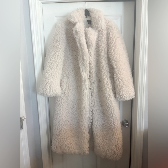 NWT PLT PRETTYLITTLETHING Soft Touch Longline Borg Coat Cream Size US 2 UK 6 - Picture 3 of 16